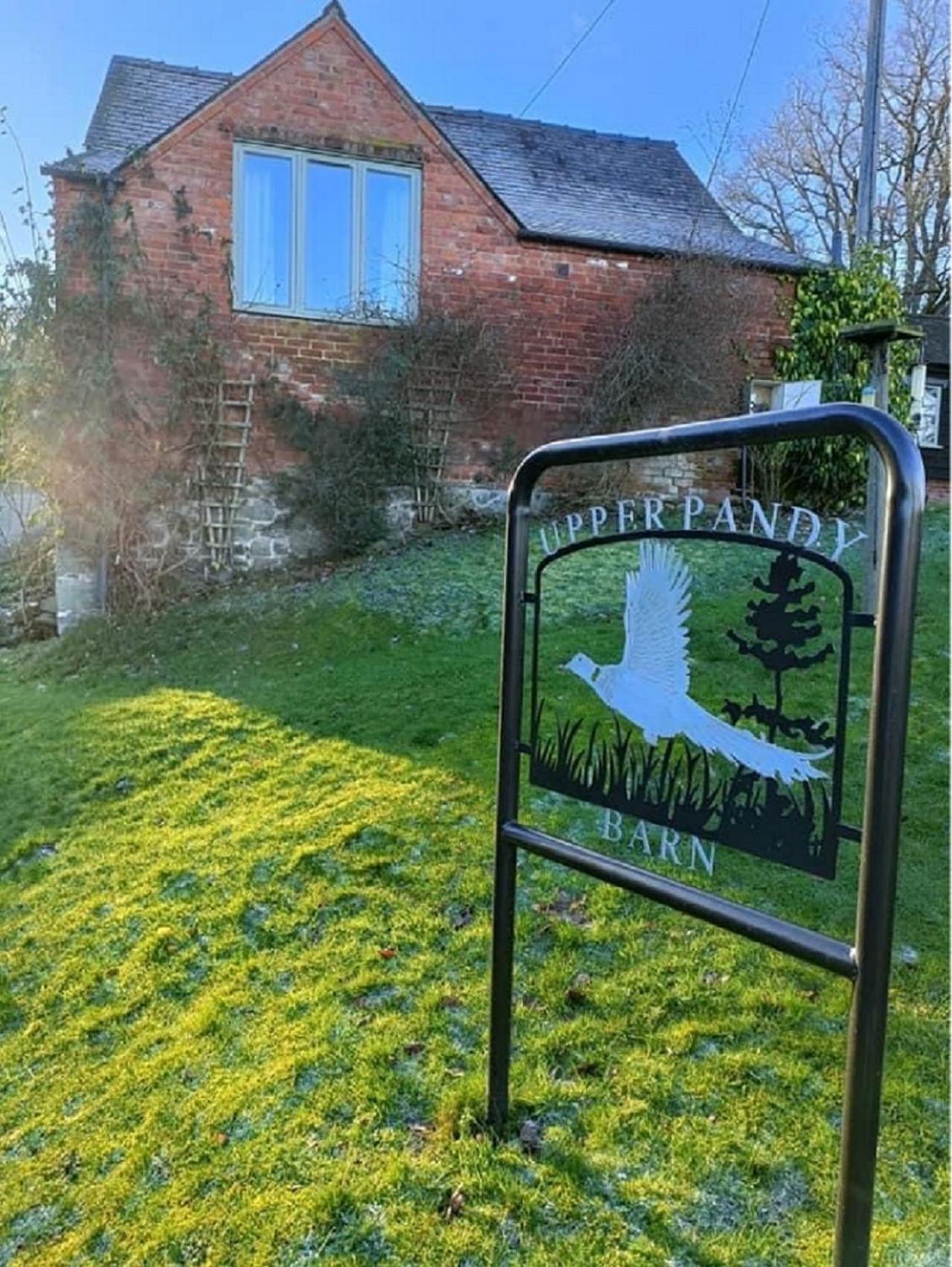 Pandy Barn Berriew Apartment Welshpool Exterior photo